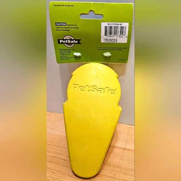 PetSafe Frosty Cone Chew Dog Toy, Medium/Large - Picture 2 of 8